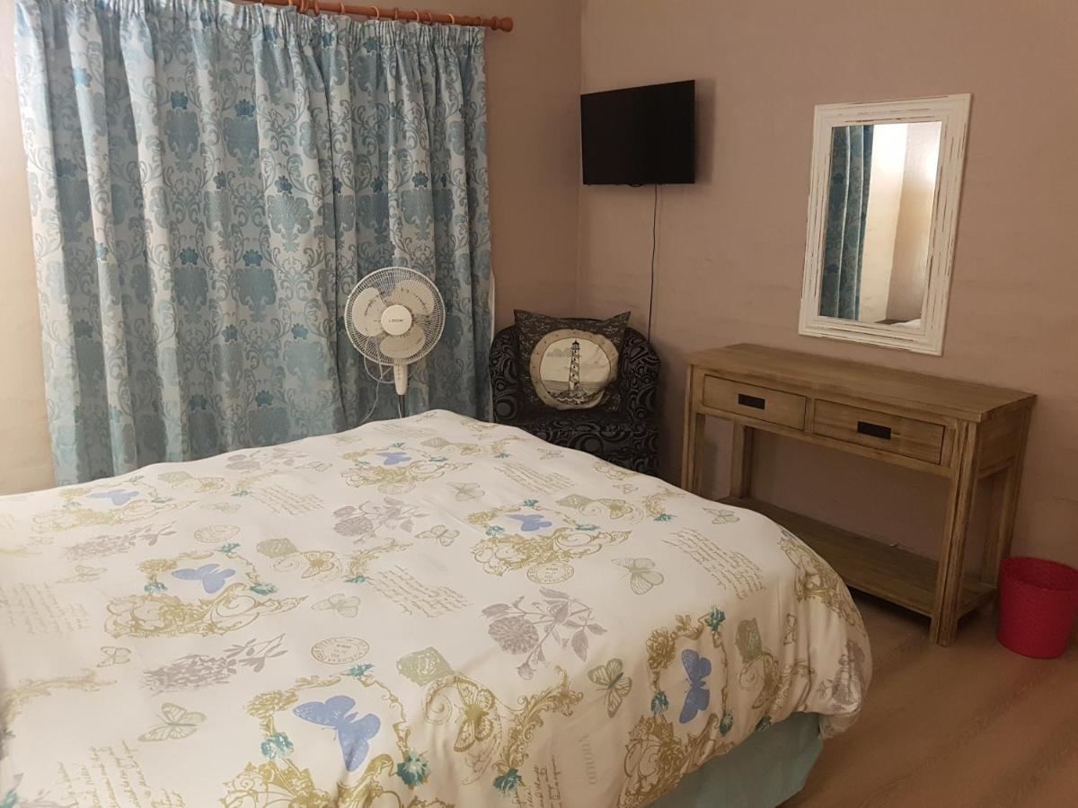 Ballito 69 Perissa Santorini Sea View, Walk To Beach -Family Only Extérieur photo