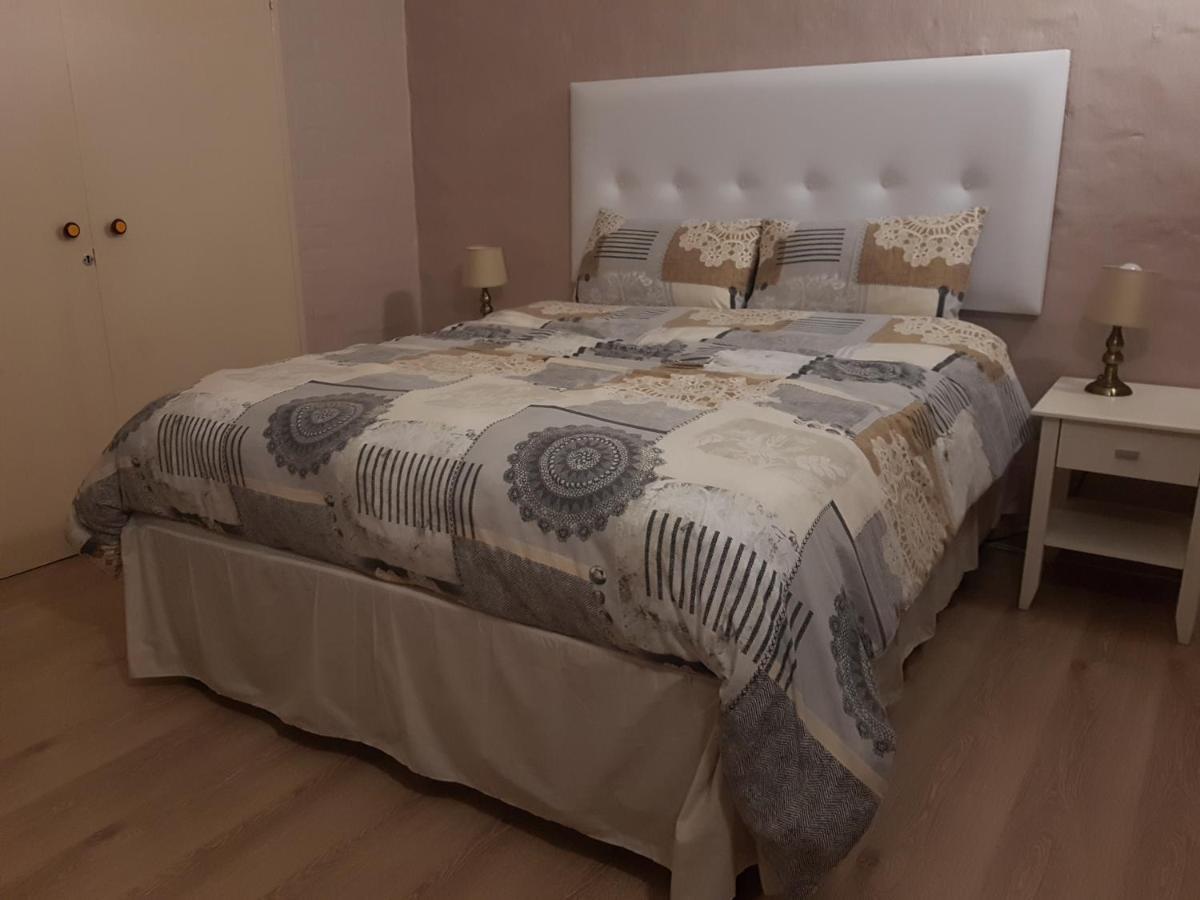 Ballito 69 Perissa Santorini Sea View, Walk To Beach -Family Only Extérieur photo
