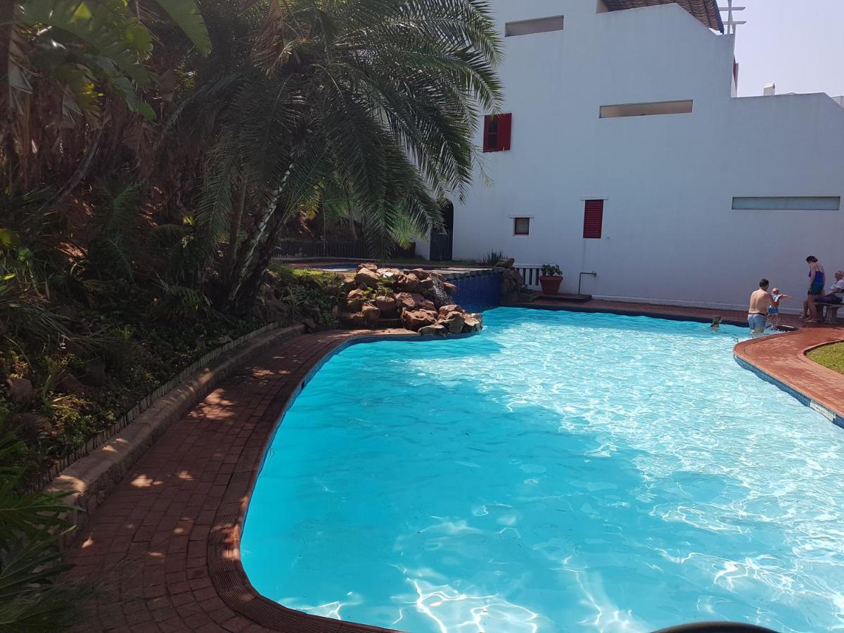 Ballito 69 Perissa Santorini Sea View, Walk To Beach -Family Only Extérieur photo
